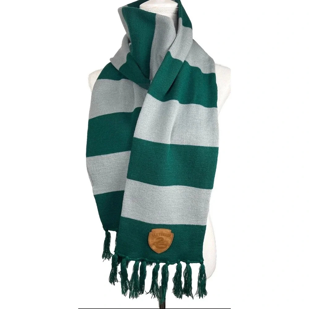 Wizarding World Harry Potter Slytherin Green Gray Knit Scarf Brown Emblem Snake‎